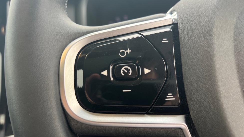 Used Volvo V90 2024 for sale - 76871270: Photo 18