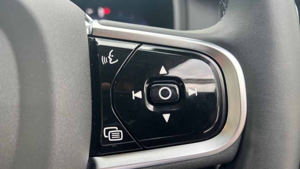 Used Volvo V90 2024 for sale - 76871270: Photo 19