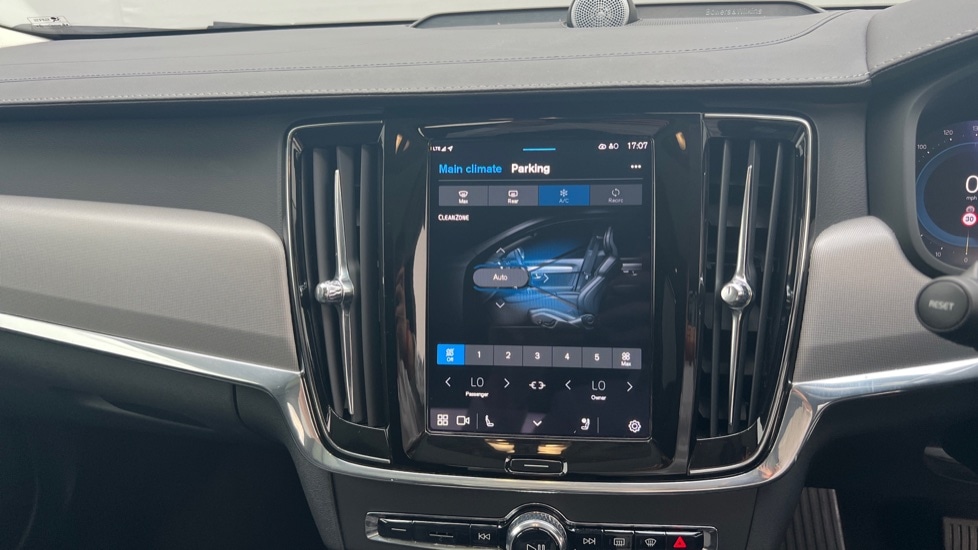 Used Volvo V90 2024 for sale - 76871270: Photo 20