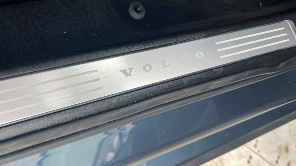 Used Volvo V90 2024 for sale - 76871270: Photo 39