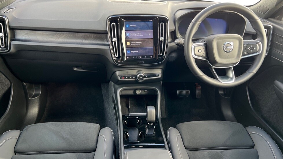 Used Volvo XC40 2025 for sale - 76623424: Photo 21