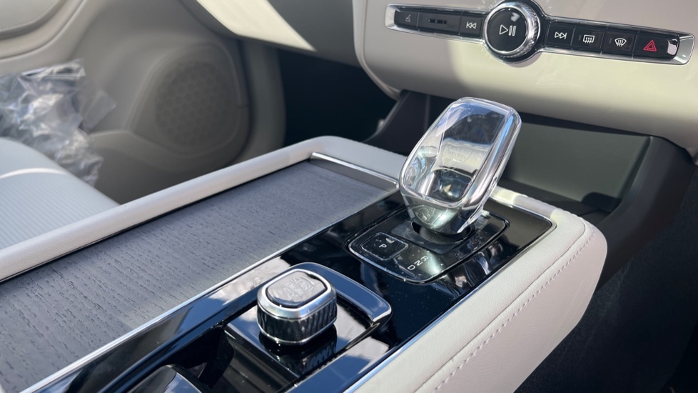 Used Volvo XC90 2025 for sale - 76871648: Photo 14