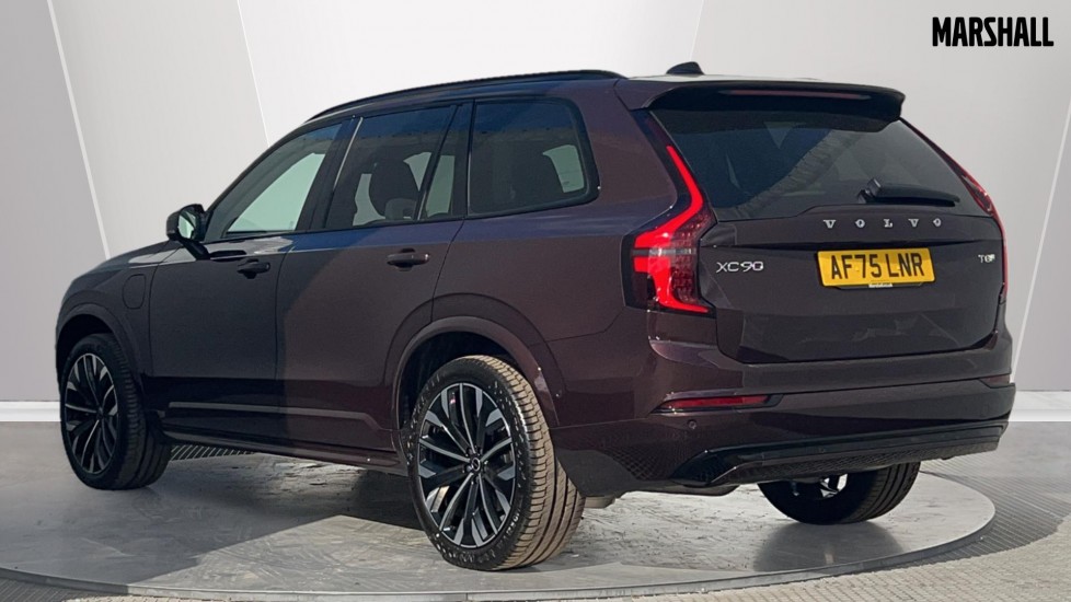 Used Volvo XC90 2025 for sale - 76871648: Photo 2