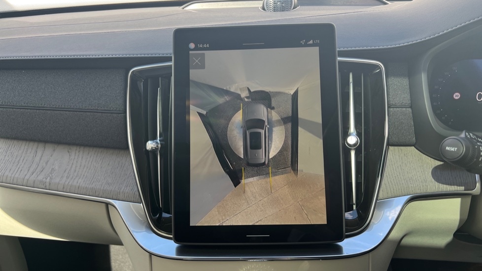 Used Volvo XC90 2025 for sale - 76871648: Photo 34