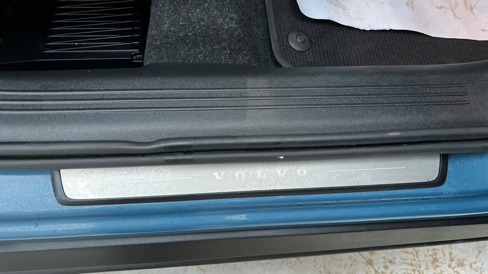 Used Volvo XC40 2022 for sale - 76597935: Photo 38