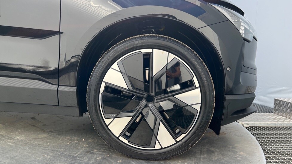 Used Volvo EX30 2025 for sale - 76350973: Photo 24