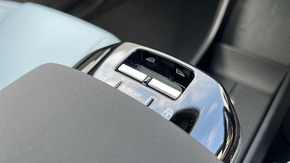 Used Volvo EX30 2025 for sale - 76350973: Photo 29