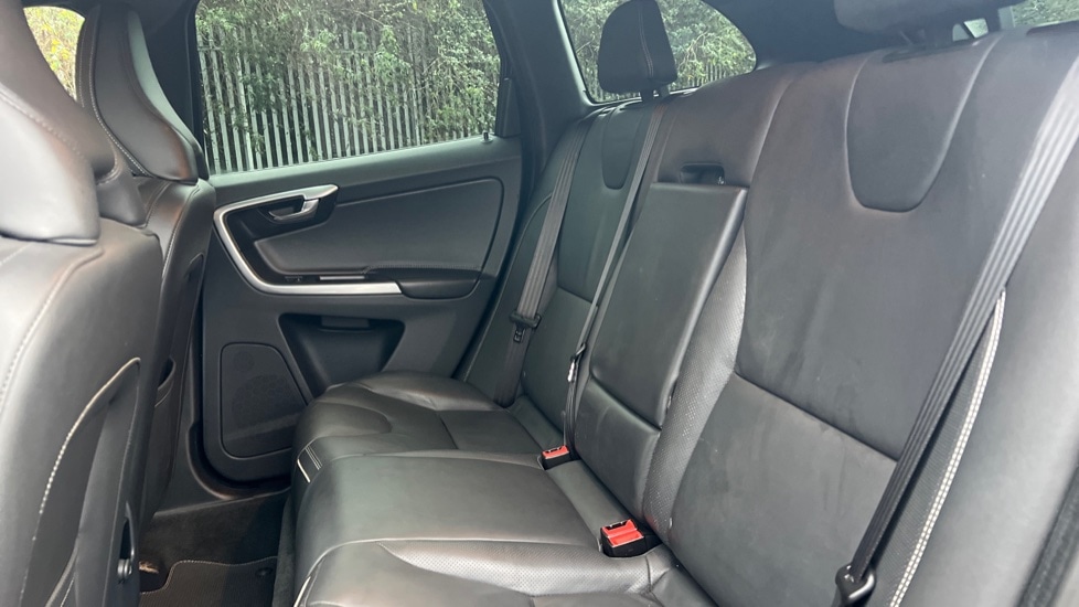 Used Volvo XC60 2015 for sale - 77063314: Photo 10