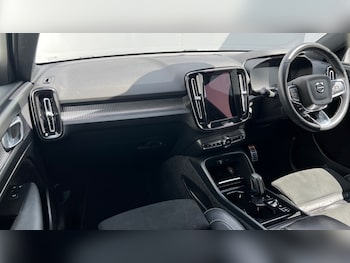 Used Volvo XC40 2020 for sale - 75078930: Photo