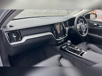 Used Volvo V60 2025 for sale - 76458911: Photo