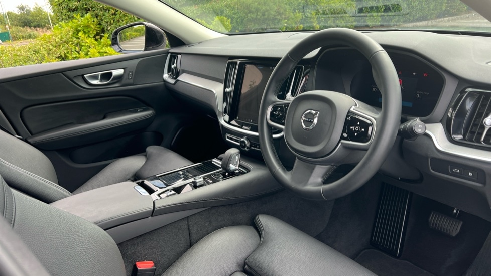Used Volvo V60 2025 for sale - 76458911: Photo 5