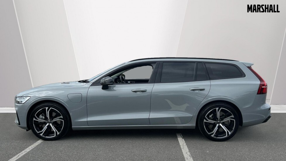 Used Volvo V60 2025 for sale - 76458911: Photo 8