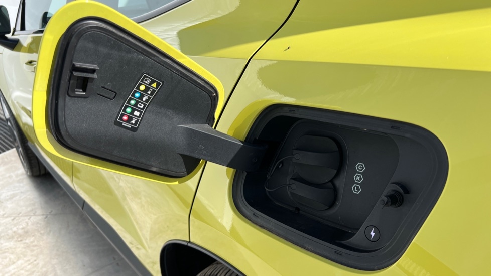 Used Volvo EX30 2025 for sale - 76871869: Photo 36