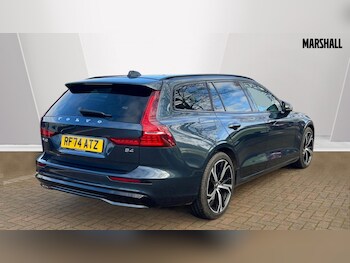 Used Volvo V60 2025 for sale - 76948401: Photo