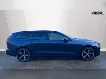 Used Volvo V60 2025 for sale - 76948401: Photo