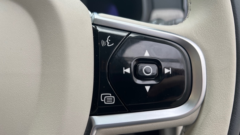 Used Volvo V90 2025 for sale - 76871860: Photo 19