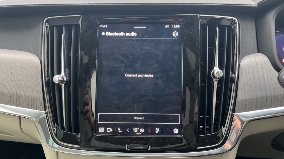 Used Volvo V90 2025 for sale - 76871860: Photo 32