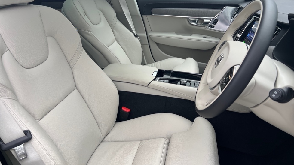 Used Volvo V90 2025 for sale - 76871860: Photo 9