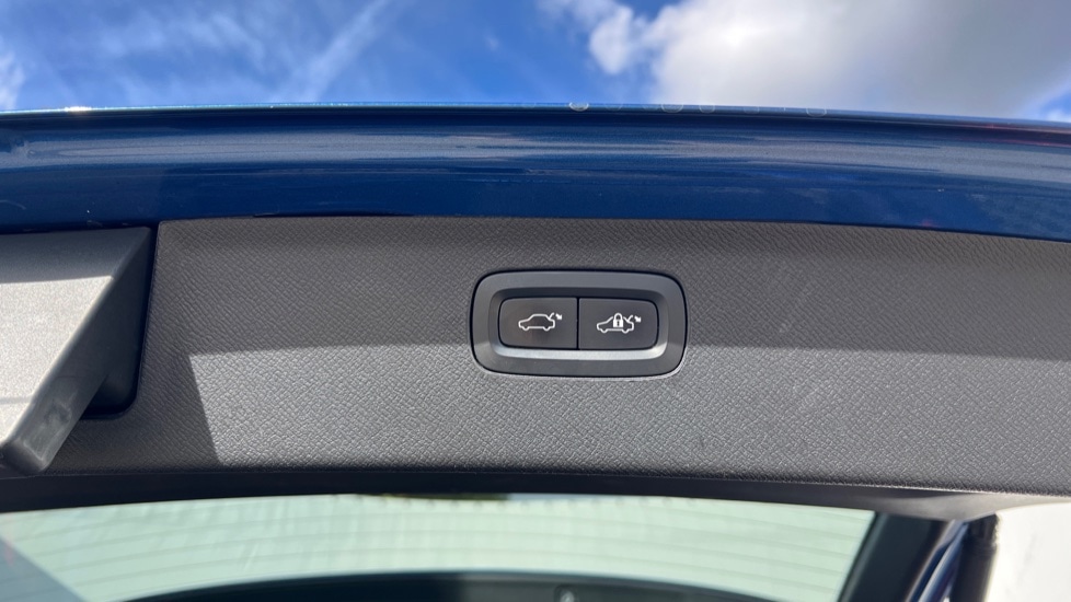 Vehicle 44