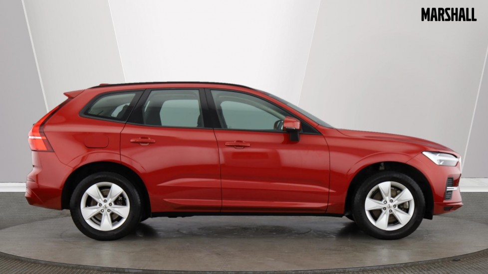 Used Volvo XC60 2021 for sale - 76540132: Photo 2