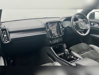 Used Volvo XC40 2021 for sale - 75451552: Photo