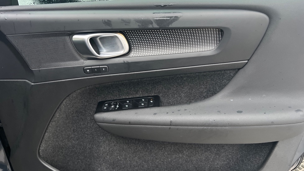 Used Volvo XC40 2021 for sale - 77067875: Photo 15