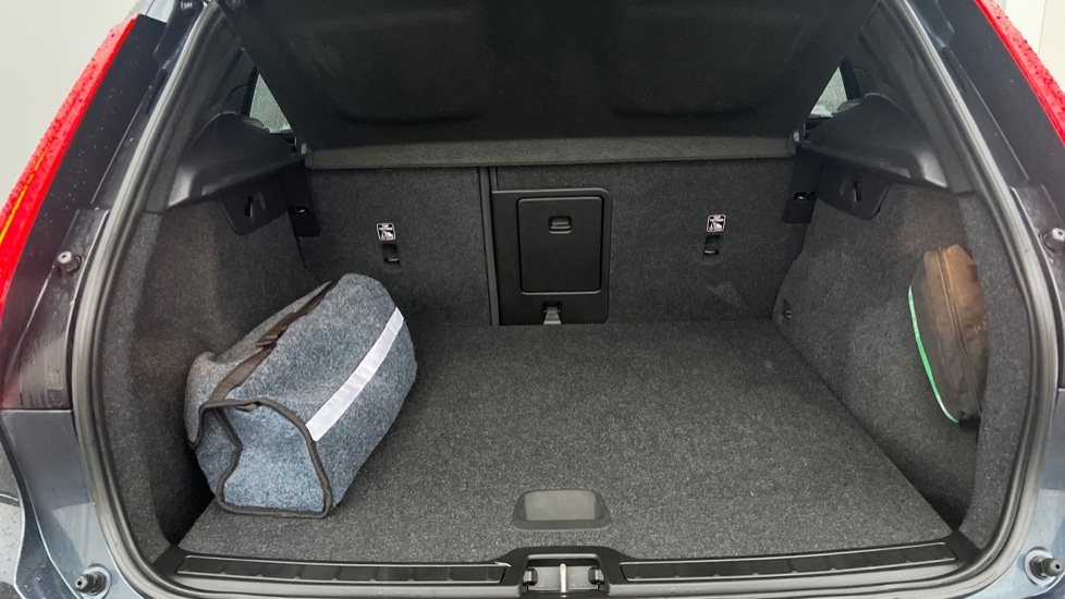 Used Volvo XC40 2021 for sale - 77067875: Photo 17