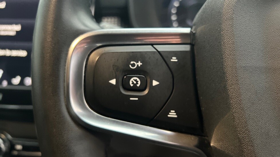 Used Volvo XC40 2021 for sale - 77067875: Photo 18