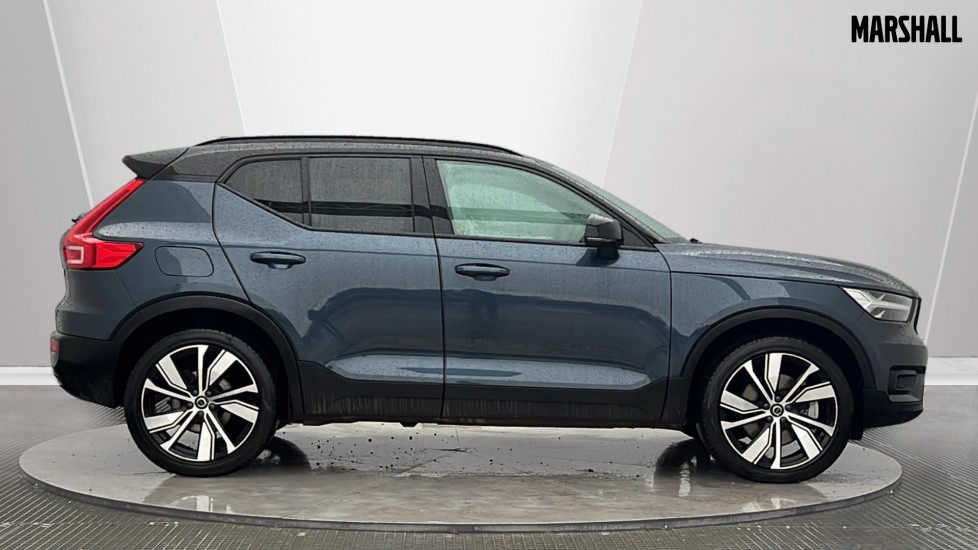 Used Volvo XC40 2021 for sale - 77067875: Photo 3