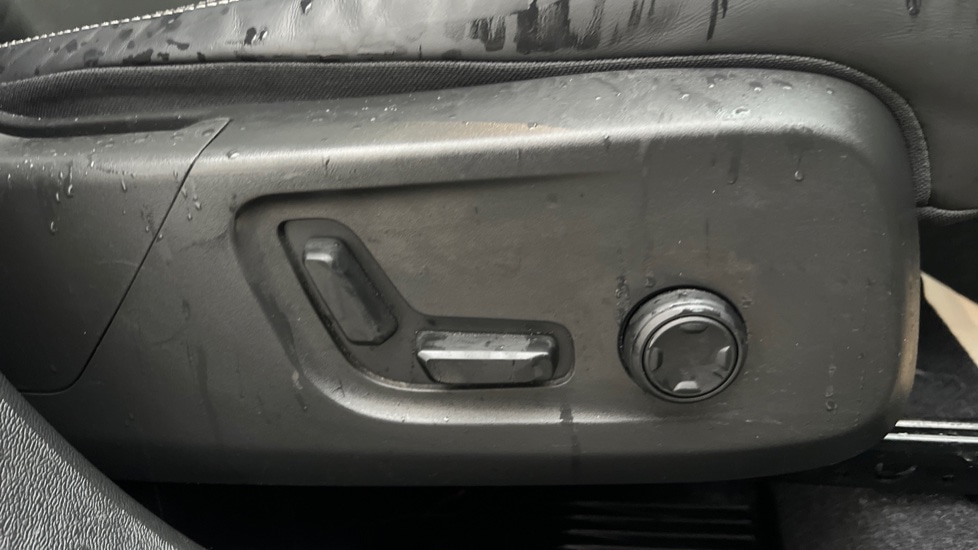 Used Volvo XC40 2021 for sale - 77067875: Photo 30