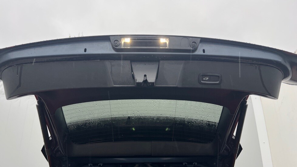 Used Volvo XC40 2021 for sale - 77067875: Photo 42