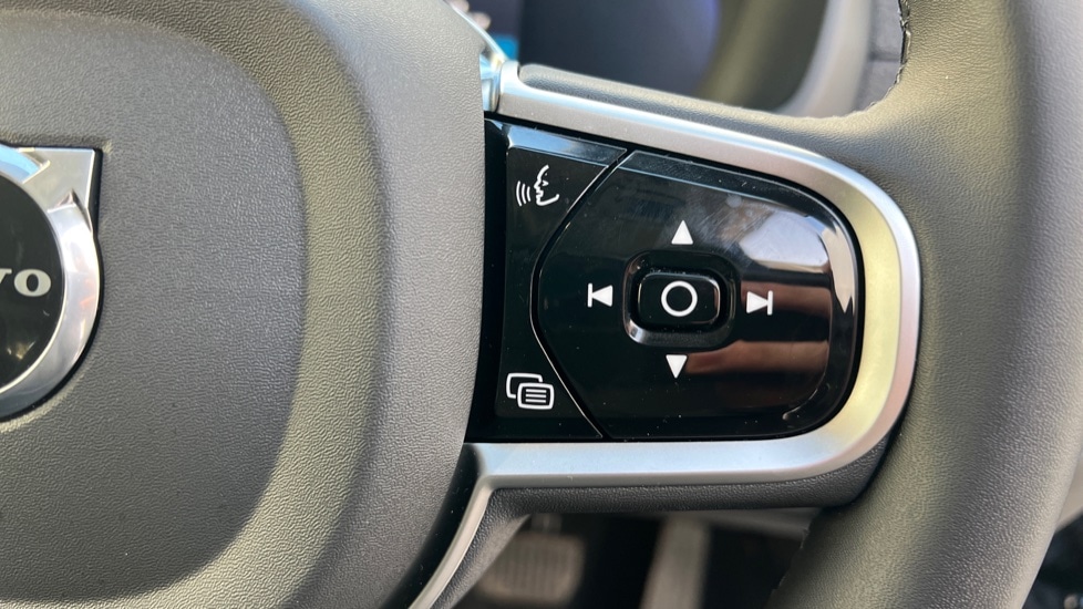 Used Volvo XC90 2025 for sale - 76872716: Photo 19