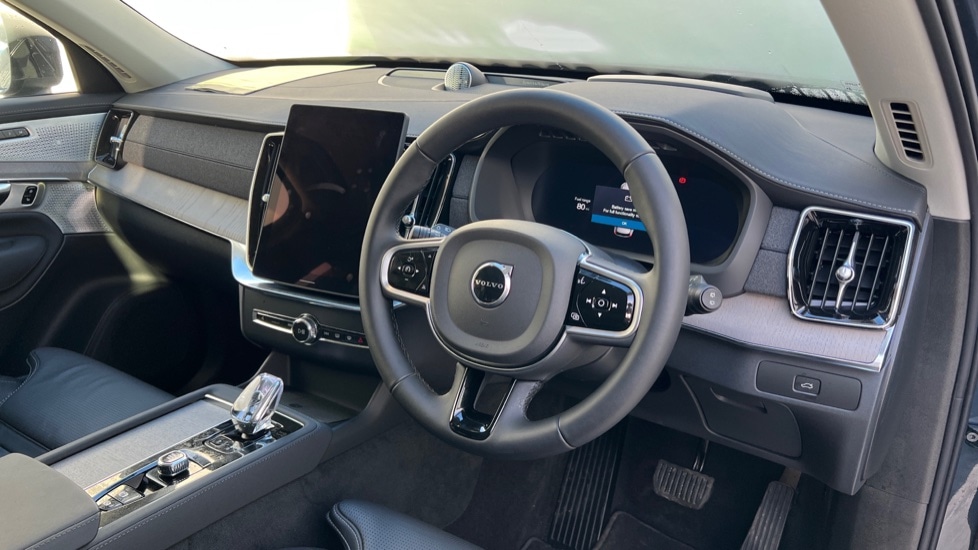 Used Volvo XC90 2025 for sale - 76872716: Photo 5