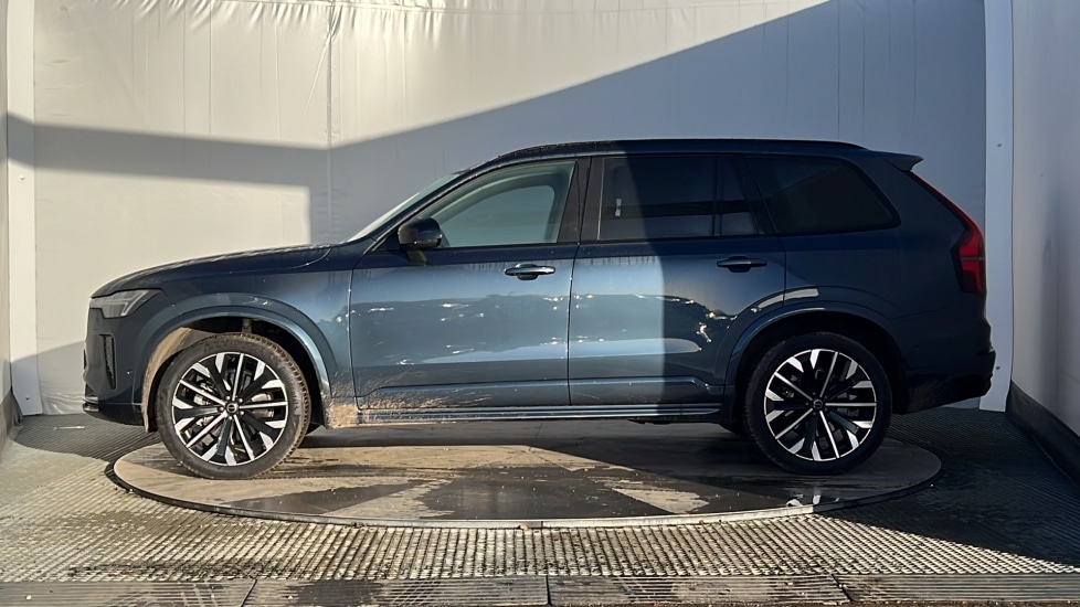 Used Volvo XC90 2025 for sale - 76872716: Photo 8