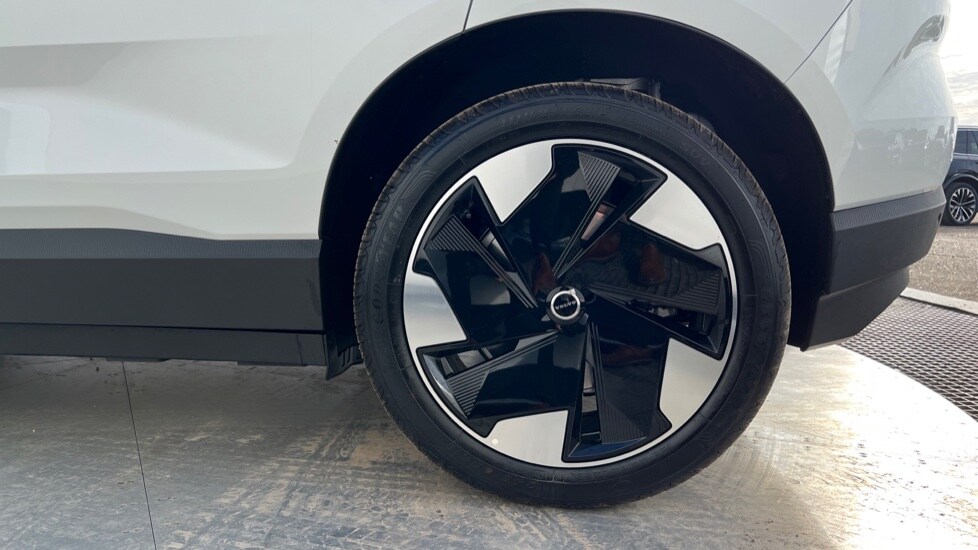 Used Volvo EX30 2025 for sale - 76168565: Photo 26