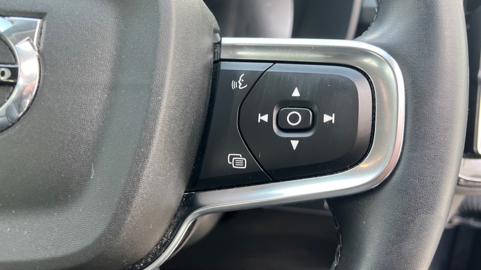 Used Volvo XC40 2022 for sale - 76112079: Photo 19