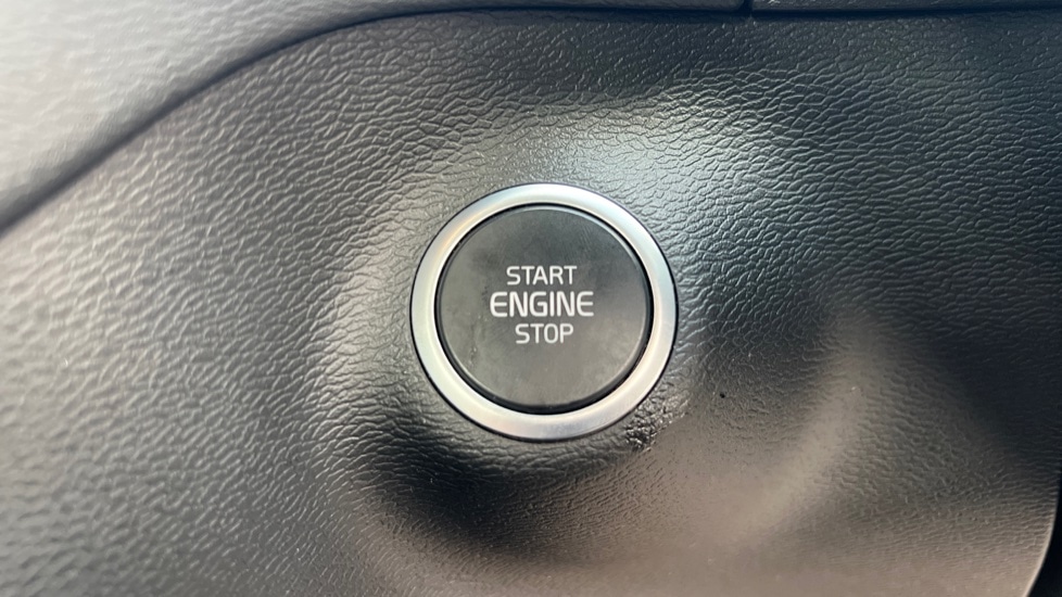 Used Volvo XC40 2022 for sale - 76112079: Photo 27