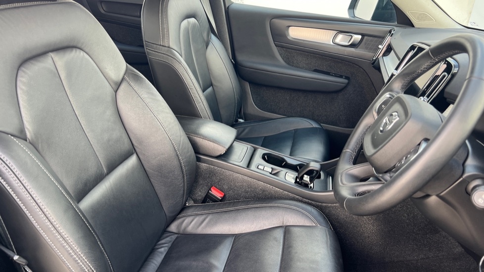 Used Volvo XC40 2022 for sale - 76112079: Photo 9