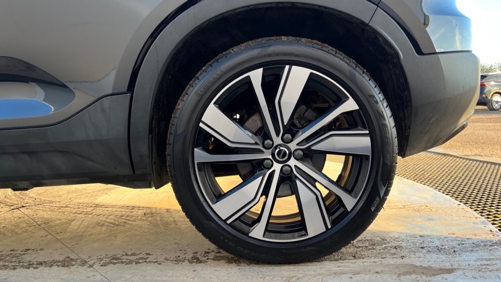 Used Volvo XC40 2022 for sale - 76874074: Photo 25