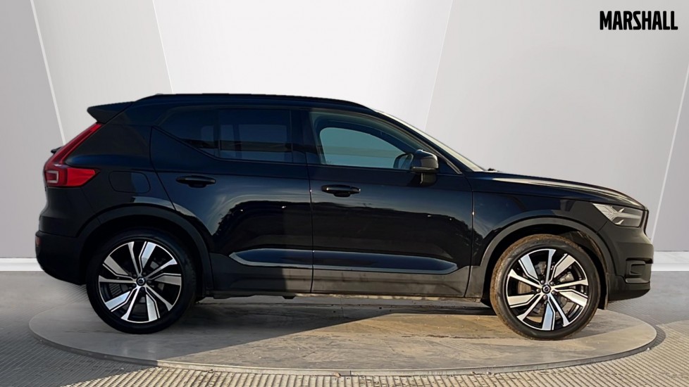 Used Volvo XC40 2022 for sale - 76874074: Photo 3