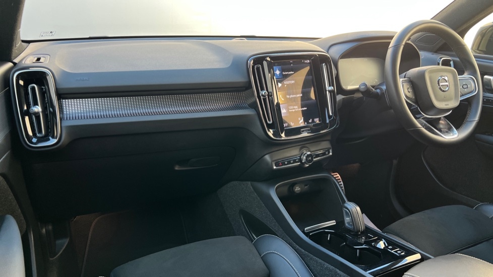 Used Volvo XC40 2022 for sale - 76874074: Photo 4