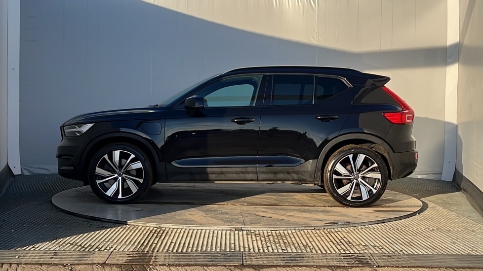 Used Volvo XC40 2022 for sale - 76874074: Photo 8