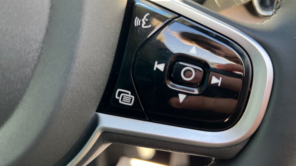 Used Volvo XC90 2025 for sale - 76872735: Photo 19