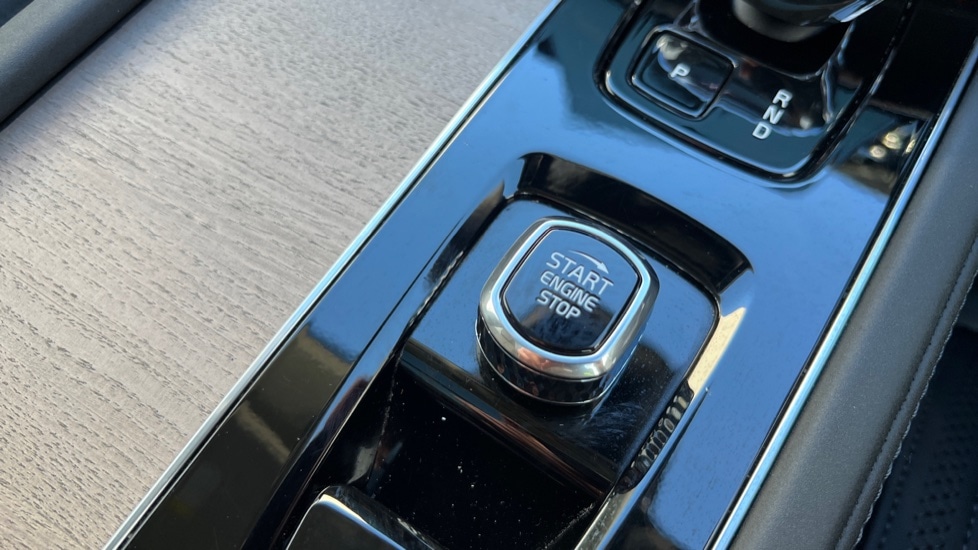 Used Volvo XC90 2025 for sale - 76872735: Photo 27