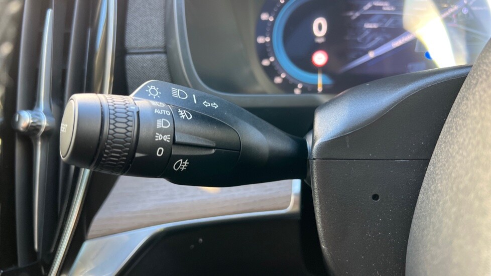 Used Volvo XC90 2025 for sale - 76872735: Photo 28