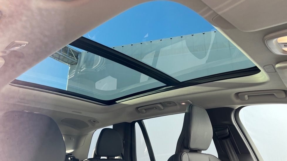 Used Volvo XC90 2025 for sale - 76872735: Photo 40