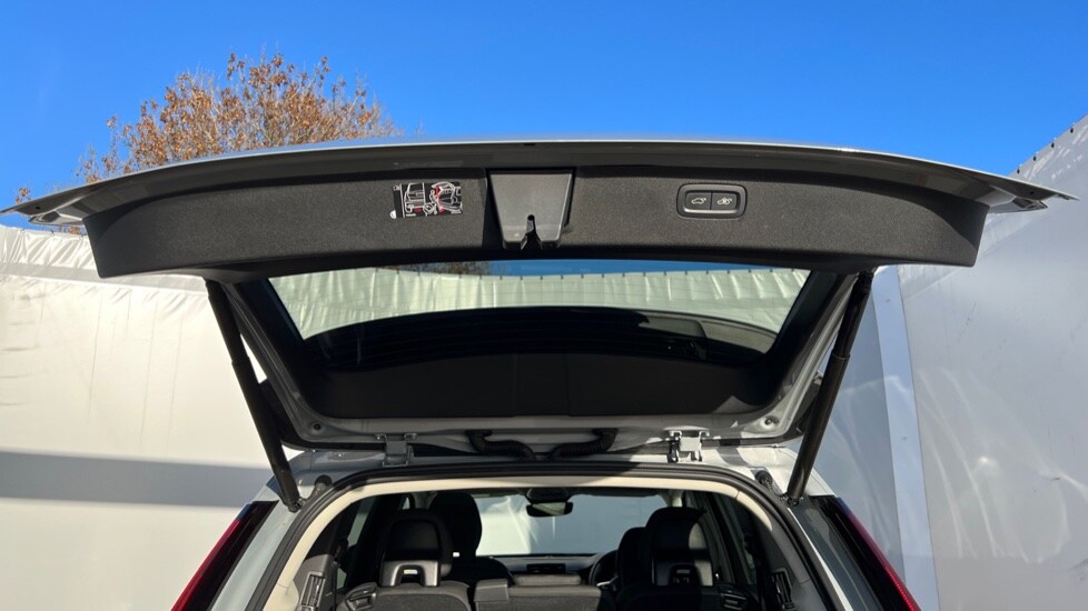 Used Volvo XC90 2025 for sale - 76872735: Photo 42