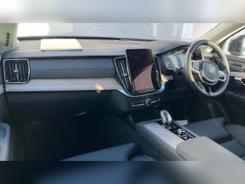 Used Volvo XC90 2025 for sale - 76872735: Photo