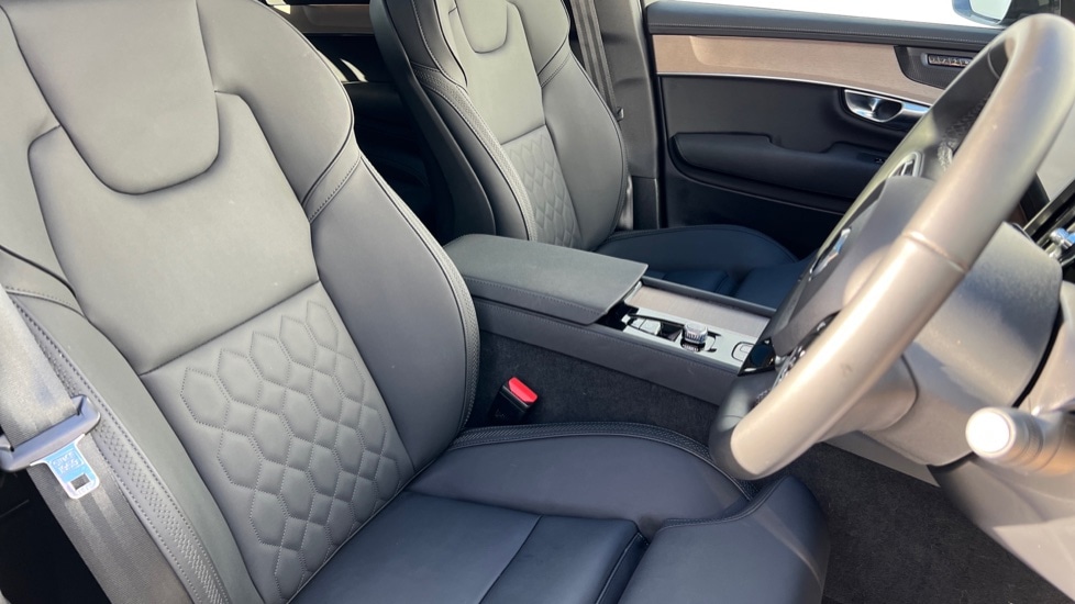 Used Volvo XC90 2025 for sale - 76872735: Photo 9