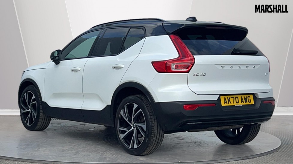 Used Volvo XC40 2021 for sale - 76487124: Photo 2